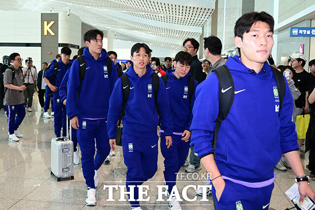 미국 솔트레이크시티 향하는 축구대표팀.