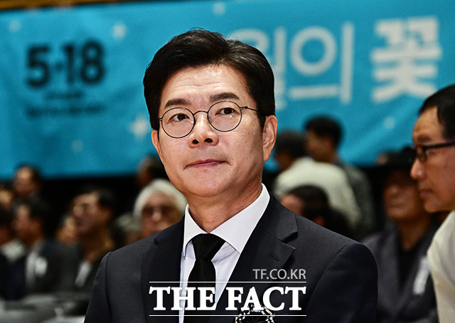 국민의힘은 18일 정원오 더불어민주당 서울시장 후보가 폭행 전과에 대한 해명 과정에서 허위사실을 공표했다며 경찰에 고발했다. 사진은 정 후보./배정한 기자