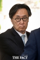 '이종섭 도피 의혹' 공판 출석하는 장호진 전 국가안보실장 [포토]