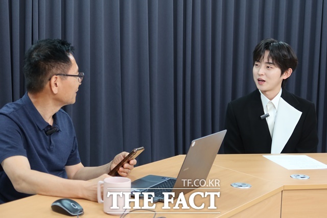 무명전설이 남긴 진짜 스타, 그리고 이제 막 자신의 전설을 시작한 인물, 가수 하루를 19일 오후 [강일홍의 스페셜 라이브 인터뷰], 더팩트 스튜디오에 초대했다. /이상빈 기자