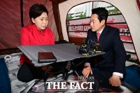  양향자 격려하는 장동혁 [포토]