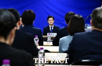  선거대책위원회의 참석한 정원오 [포토]