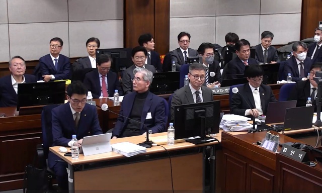 윤석열 전 대통령과 김용현 전 국방부 장관 등이 지난 1월 내란 혐의 속행공판에 출석해있다. /서울중앙지법