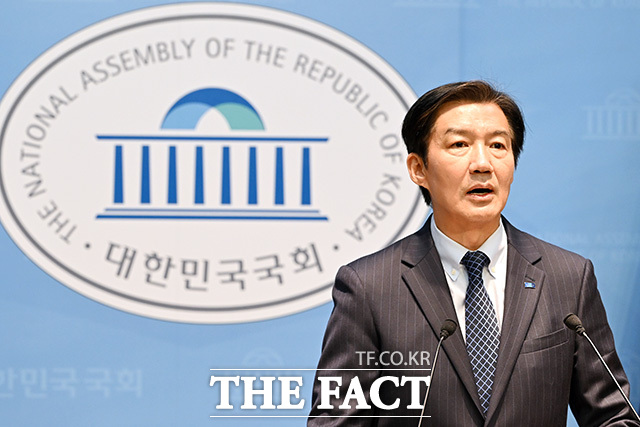 김용남, 김재연 평택을 후보에게 공통공약 발표 제안하는 조 후보.