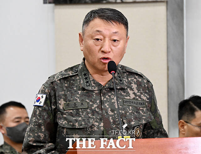 이승오 합참 작전본부장이 2025년 1월 22일 오전 서울 여의도 국회에서 열린 윤석열정부의 비상계엄선포를 통한 내란혐의 진상규명 국정조사특별위원회(국조특위) 청문회에 참석해 질의에 답변을 하고 있다. /국회=배정한 기자