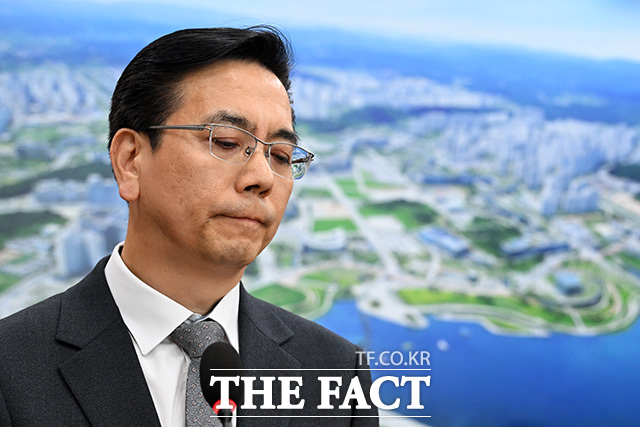 이한우 현대건설 대표이사가 20일 오전 서울 여의도 국회에서 열린 국토교통위원회 현안질의에 출석해