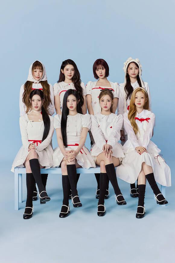 그룹 하츠투하츠의 예온 에이나 지우 카르멘 스텔라 유하 이안 주은(왼쪽위 부터 시계방향)이 발표한 'RUDE!' 뮤직비디오가 22일 오전 6시 유튜브 조회수 1억 회를 넘겼다./SM엔터테인먼트