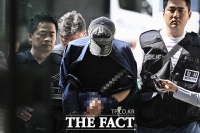  법원 출석하는 배우 김규리 자택 침입 강도 [TF사진관]