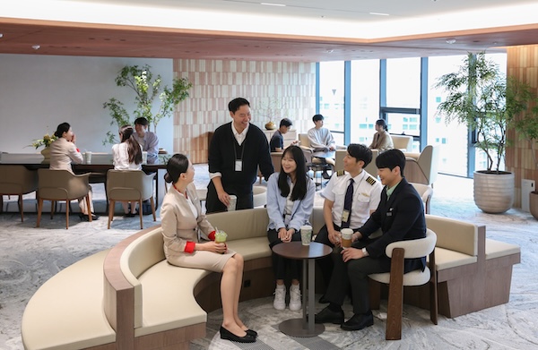 티웨이항공은 오는 6월부터 주 4일 근무제 쉼 데이 제도를 시행한다. /티웨이항공