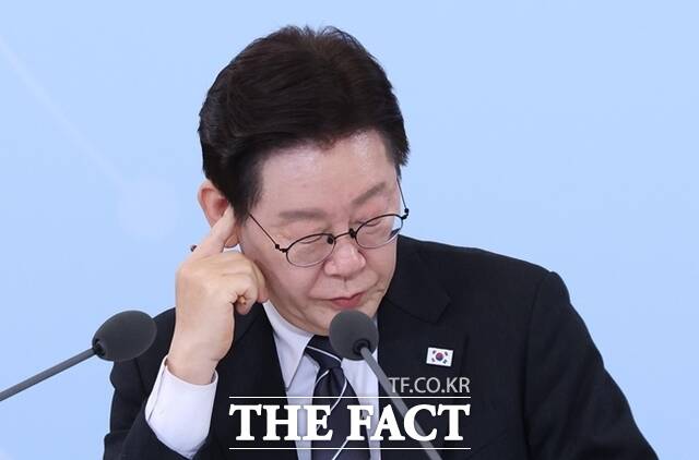 강유정 청와대 수석대변인은 지난 26일 서면브리핑에서 이재명 대통령이 최근 서울 집값 상승 움직임과 관련해 대책을 세우고 있냐고 물었디고 말했다. /뉴시스
