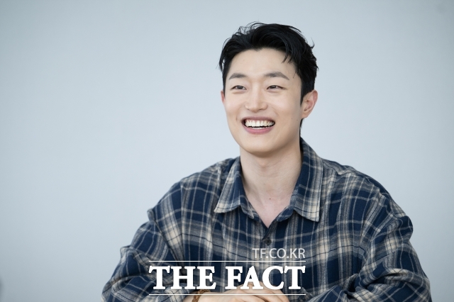 배우 류해준이 지난 시간을 뿌리를 내리는 시간이었다고 표현하며 앞으로도 깊게 멀리 나아가고 싶다는 바람을 전했다. /박헌우 기자