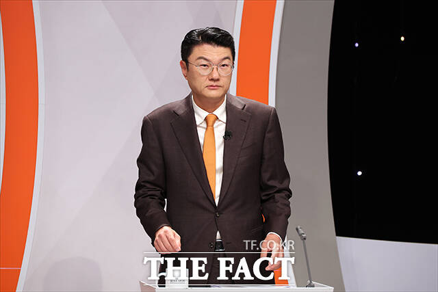 토론 준비하는 김정철 개혁신당 서울시장 후보.