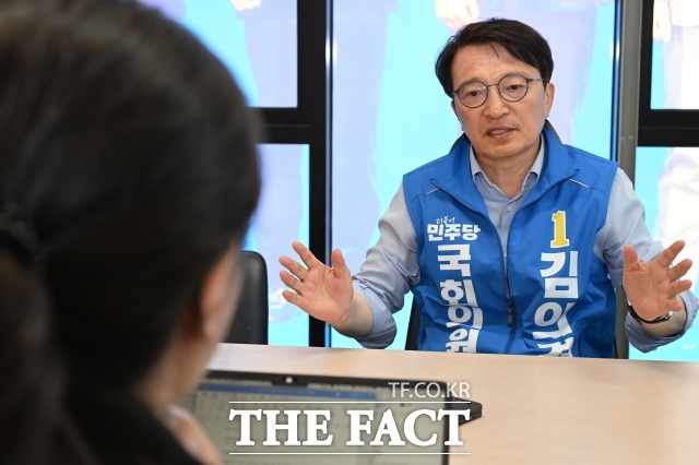 김의겸 더불어민주당 군산·김제·부안갑 국회의원 재보궐선거 후보는 이재명 정부의 지역 균형 발전 기조가 전북에 중요한 기회가 될 것이라고 평가했다. /김성렬 기자
