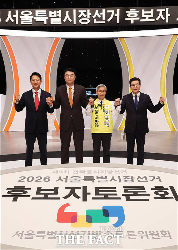 토론 준비하는 정원오 더불어민주당 서울시장 후보.