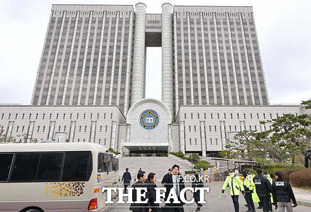 1조6000억 원대 라임자산운용 환매 중단 사태로 피해를 본 우리은행이 신한투자증권을 상대로 제기한 손해배상 항소심에서도 승소했다. /더팩트 DB