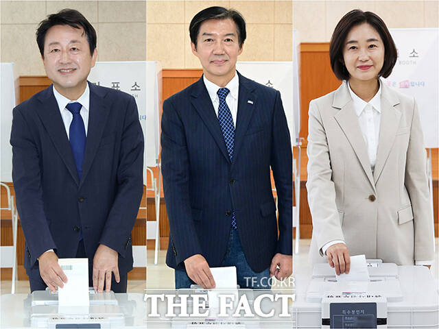 경기 평택을 국회의원 재선거에 출마한 더불어민주당 김용남, 조국혁신당 조국, 진보당 김재연 후보(왼쪽)가 29일 경기 평택시 안중읍행정복지센터에 마련된 사전투표소에서 투표를 하고 있다. /평택=남윤호 기자