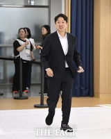  개혁신당 이준석 대표 '이제 제 차례인가요?' [포토]