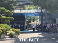  '조건 좋은 곳 뽑아야죠'…현대건설vsDL이앤씨, 압구정5구역 조합원 표심은[TF현장]