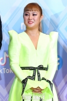  매니저 신상 제공한 박나래 전 남친, 불송치 처분