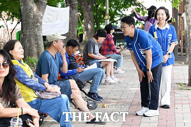 '김남준, 엄지 척!'
