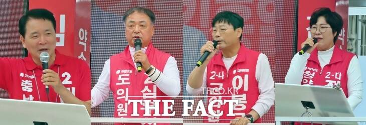 김홍열 청양군수 지원 유세에 나선 (왼쪽부터) 성일종 의원, 심우성 충남도의원 후보, 이봉규 군의원 후보, 정혜선 군의원 후보. /김형중 기자