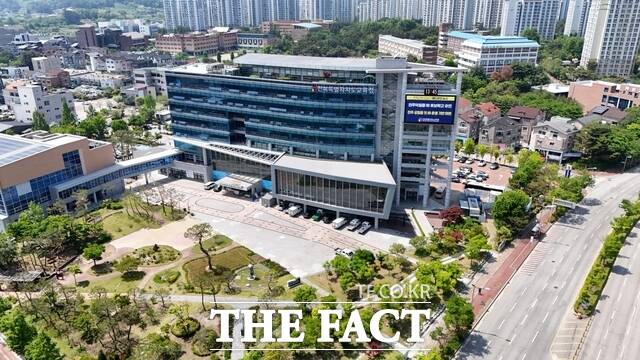 전북 전주시 완산구 효자동2가 전북도교육청 청사 전경. /전주=김수홍 기자
