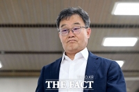  '배임증재 혐의' 재판 출석하는 김만배 화천대유자산관리 대주주 [TF사진관]
