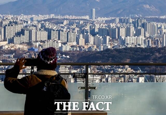 올해 전국 아파트 입주 물량은 17만5370세대로, 지난해와 비교해 6만2707세대 줄어들 전망이다. /뉴시스