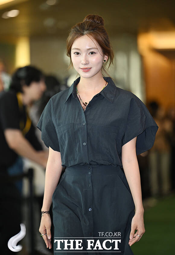 배우 갈소원이 5일 오후 서울 송파구 롯데콘서트홀에서 열린 제23회 서울국제환경영화제 포토콜에 참석해 그린카펫을 밟고 있다. /박헌우 기자