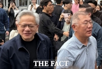  '동분서주' 젠슨 황, 정의선 회장과 '평냉' 오찬…최태원 회장과는 '2차 깐부회동'