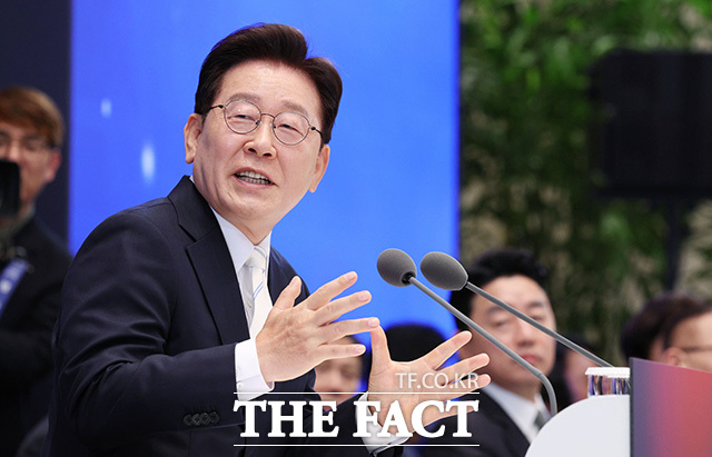 이재명 대통령이 8일 검찰의 보완수사권 존치 여부와 관련해 
