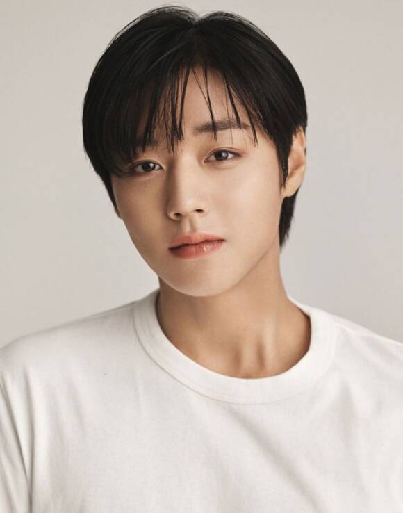 배우 박지훈이 <더팩트>와 만나 티빙 오리지널 시리즈 '취사병 전설이 되다' 종영 관련 인터뷰를 진행했다. /YY엔터테인먼트