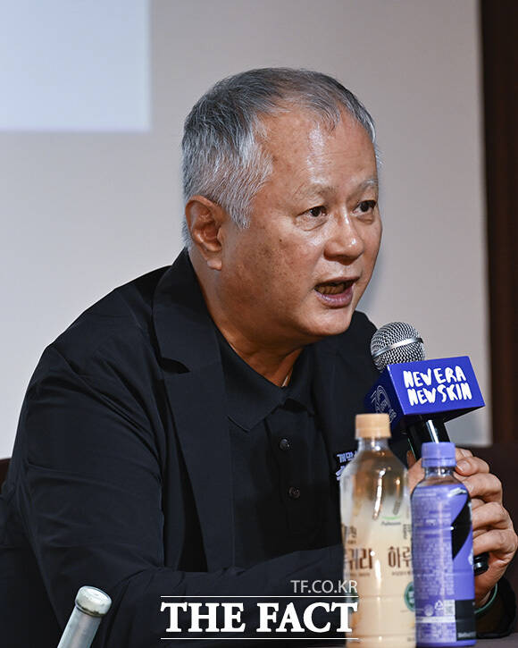송승환 PMC프러덕션 예술총감독이 발언하고 있다.
