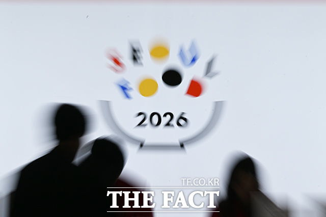 '서울푸드 2026' 박람회가 9일 오전 경기 고양시 킨텍스에서 열린 가운데, 행사장이 박람회를 찾은 관람객들로 붐비고 있다. /고양=김성렬 기자