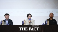  부천국제판타스틱영화제 소개하는 장미희와 송승환 감독 [TF사진관]