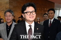  장동혁 거취·원대 선거 맞물려…한동훈 복당론 셈법 복잡