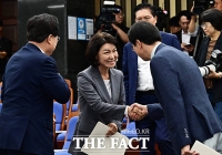  국힘 원내대표 선출 의원총회 참석한 이진숙-김태규 의원 [TF사진관]