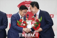  국힘 새 원내대표에 '당권파' 정점식…장동혁 거취엔 