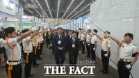  최교진 장관 발길 멈춘 군특성화고…고졸 채용엑스포 첫 참가 주목