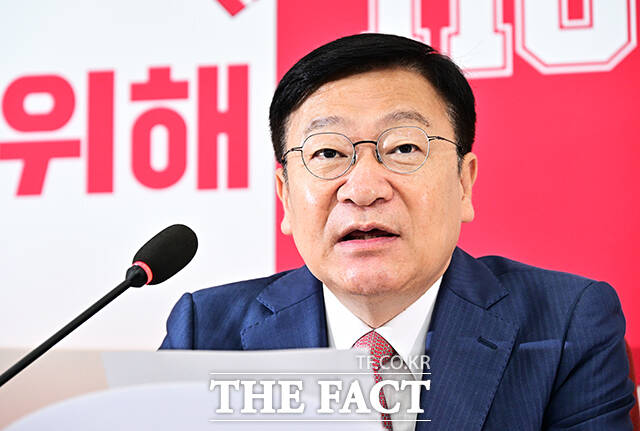 정점식 국민의힘 원내대표가 12일 오전 서울 여의도 국회에서 열린 기자간담회에 참석해 발언을 하고 있다. /국회=배정한 기자