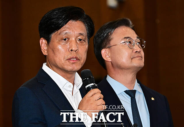 조승래 더불어민주당 사무총장이 전날 이재명 대통령이 엑스에 올린 게시글에 대해