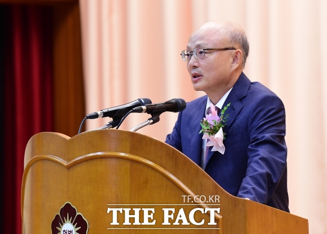 안창호 국가인권위원장이 15일 노인학대 예방의 날과 세계 노인학대 인식의 날을 맞아