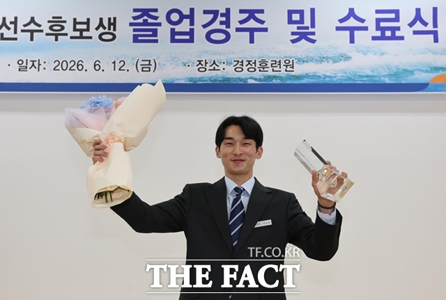 제18기 경정 선수 후보생 졸업식에서 수석 졸업과 졸업경주를 석권한 김상범 후보생./국민체육진흥공단