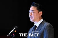  입장 발표하는 홍정도 중앙그룹 부회장 [포토]