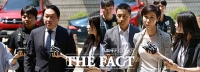  재산 분할 2차 조정기일 출석하는 최태원-노소영 [포토]