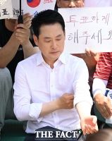  소매 걷는 장동혁 [포토]