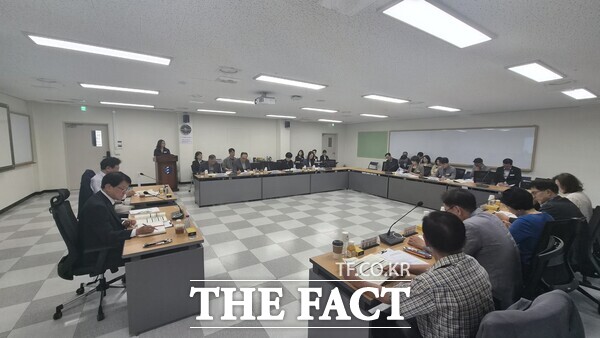 제12대 대전시교육감직 인수위원회가 17일 대전시교육청 부서별 업무보고를 시작했다. /인수위원회