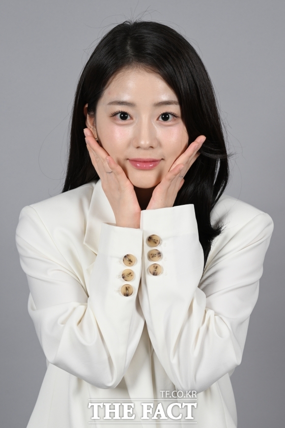 배우 채서안이 최근 서울 마포구 상암동 <더팩트> 사옥에서 취재진과 만나 인터뷰를 진행했다. /김성렬 기자