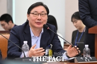  이화영 '연어 술파티 위증' 유죄…여야 