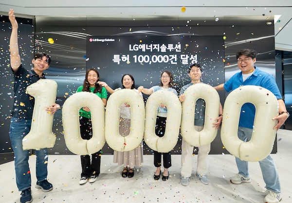 LG에너지솔루션의 지난달 기준 글로벌 특허가 등록 기준 약 5만9000건, 출원 기준 10만건이 넘었다. /LG에너지솔루션
